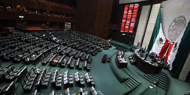 Diputados aprueban en comisiones recorte a estados en 2021