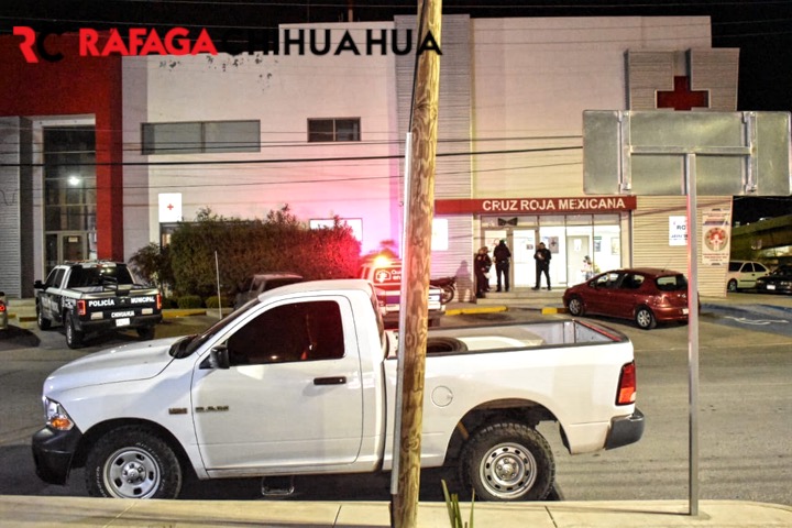 Llega baleado a la Cruz Roja del Teófilo Borunda