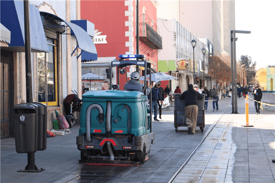 Limpia Gobierno Municipal 24 mil metros cuadrados al día en el Centro Histórico