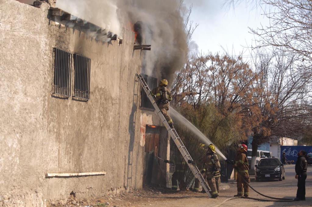 Atienden Bomberos de Ciudad Juárez 10 incendios en las últimas 24 horas