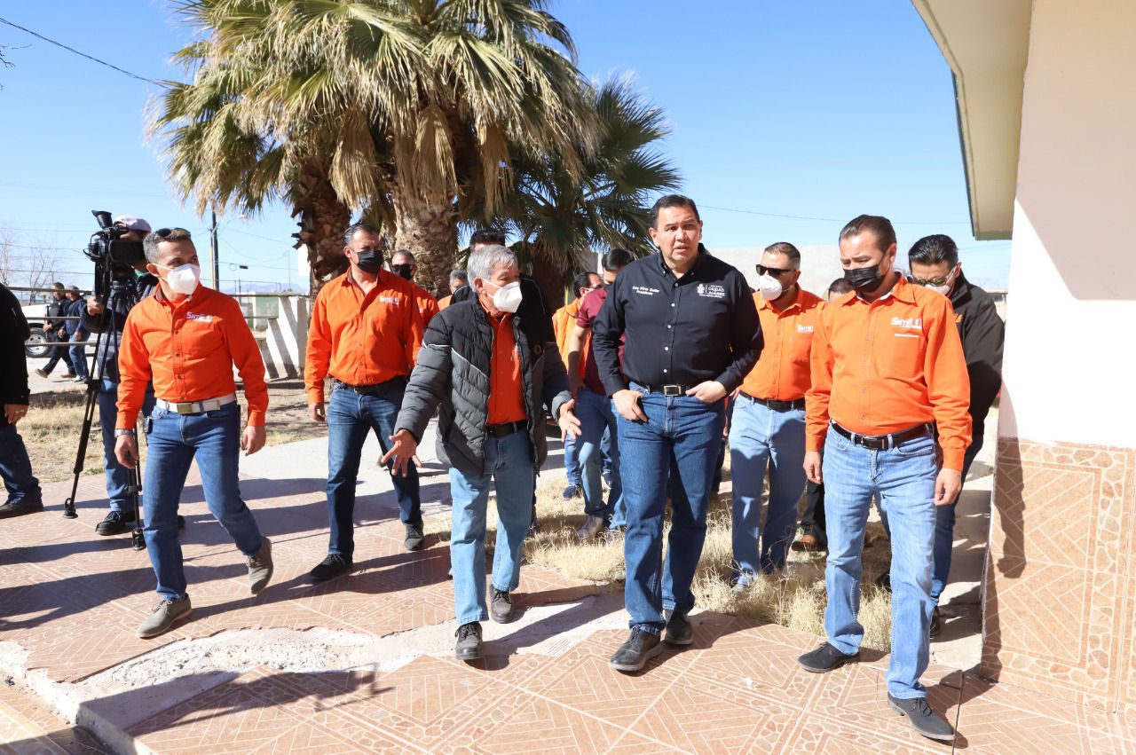 Cruz Pérez Cuéllar recorre Casa del Adulto Mayor del SNTE