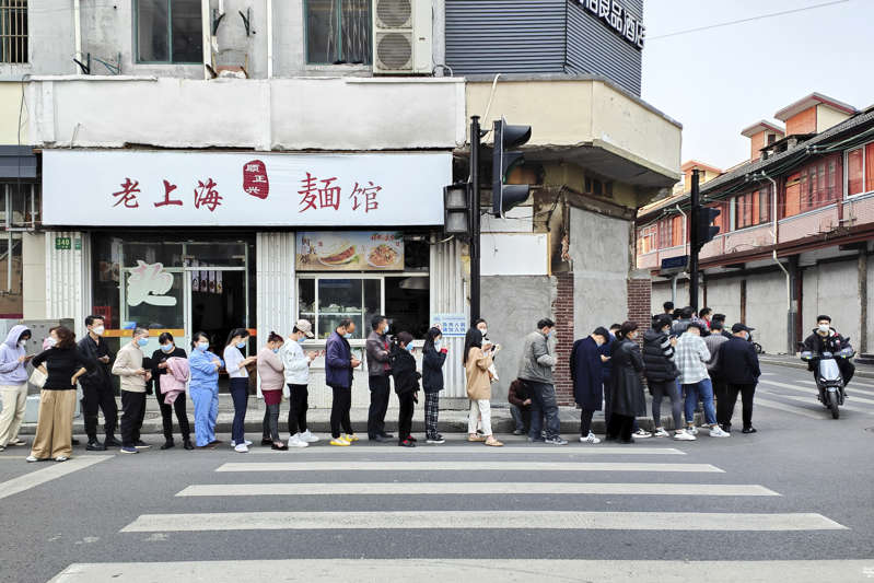 Llega China al mayor número de contagios de covid en dos años