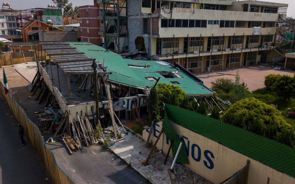 Ofrecen 1 mdp para localizar al responsable de obra del Colegio Rébsamen