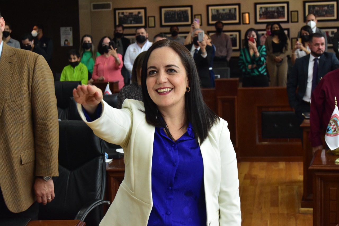 Rinde protesta la diputada suplente del D12, Ana Margarita Blackaller Prieto