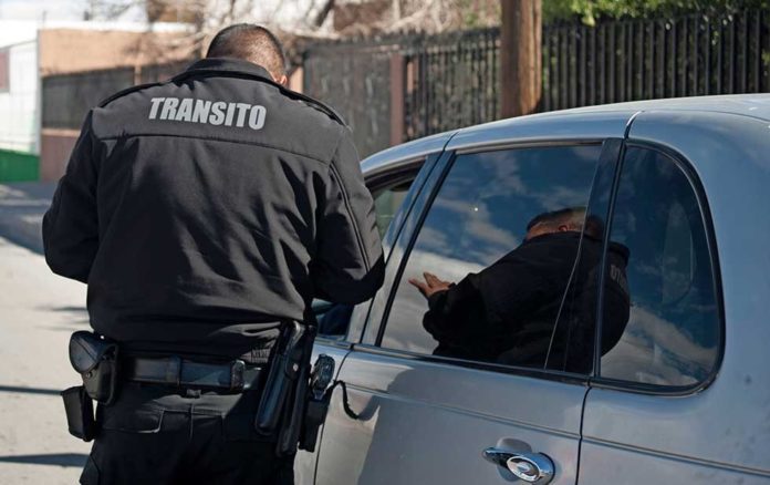 Agarran a “tránsitos” pidiendo mordida