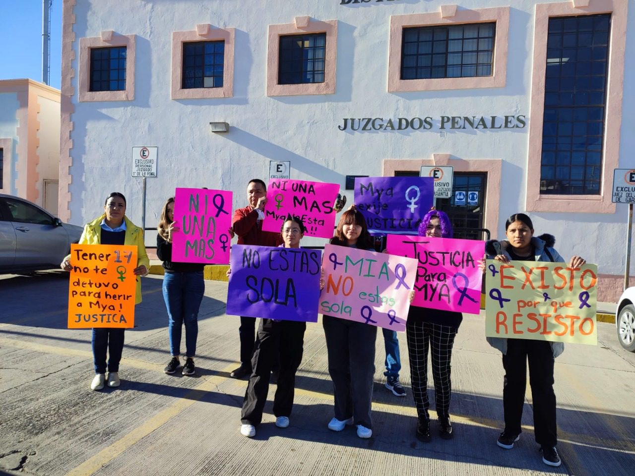 EN CAMARGO PIDEN JUSTICIA. . . EN LA PROTESTA SALIERON PROTESTADOS. . . JUARITOS EN LA TECNOLOGÍA. . . PANCHO SALCIDO EN LA FRONTERA. . .