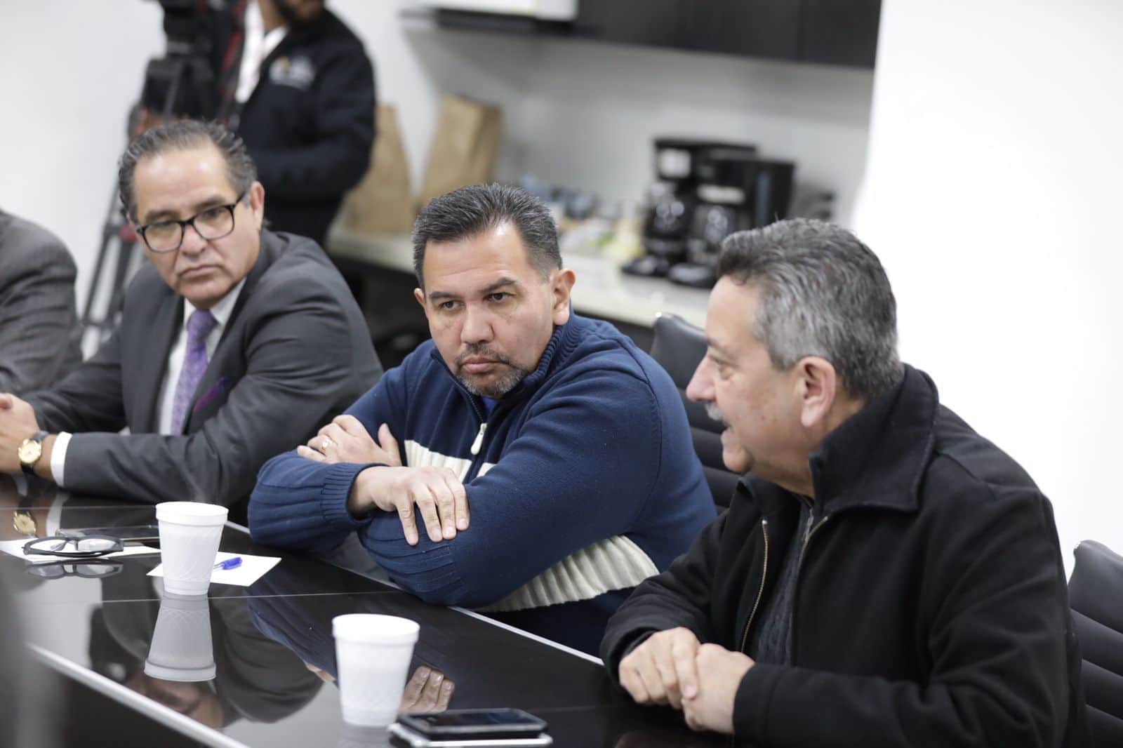 Se reúne Cruz Pérez Cuellar con miembros del CAICE