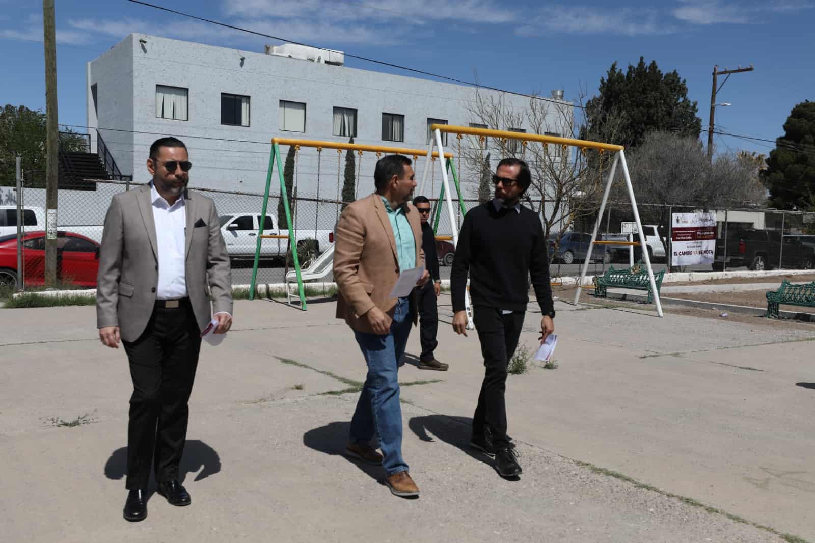 Supervisa Cruz Pérez Cuellar avance de obras del Parque Alamedas