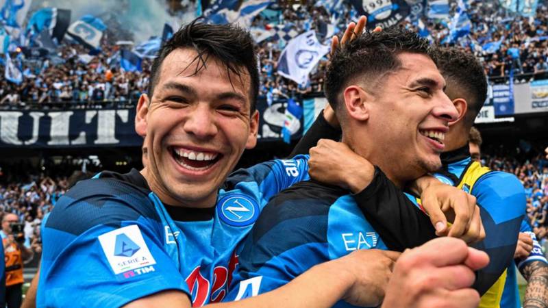 CHUCKY LOZANO HACE HISTORIA EN EL NAPOLI AL SER EL PRIMER MEXICANO CAMPEÓN DE SERIE A