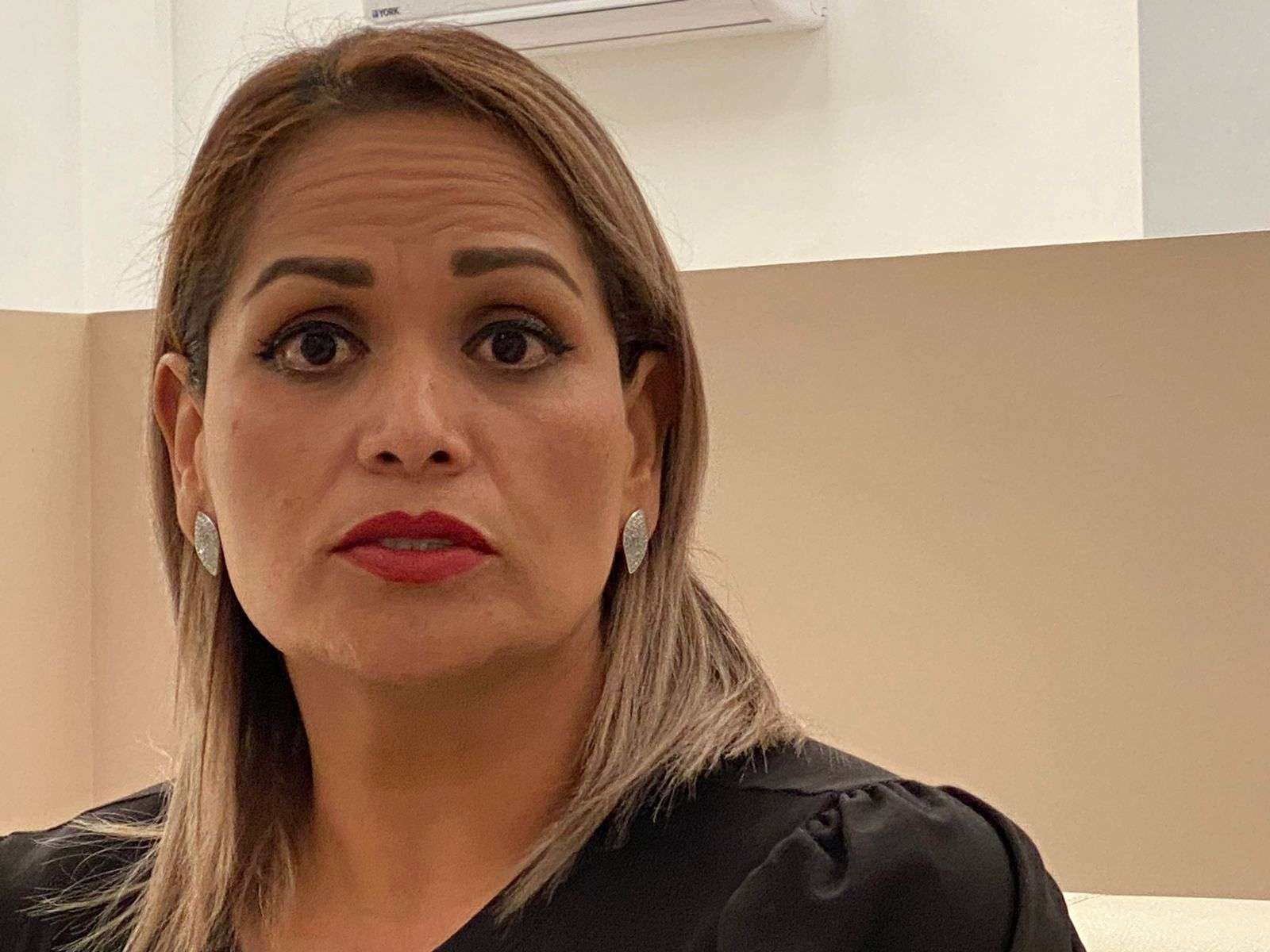 LA PRESIDENTA MUNICIPAL DE NCG TRAE UN DESASTRE. . . PRIAN NO QUIERE RESCATAR PENSIONES. . . ADAN AUGUSTO VISITARÁ JUÁREZ. . .