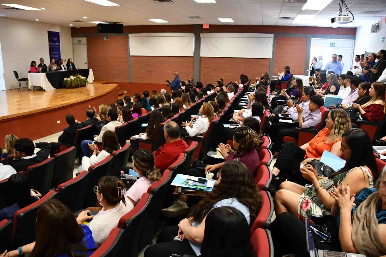 Organiza SEyD 1er Encuentro Académico de Instituciones Formadoras y Actualizadoras de Docentes