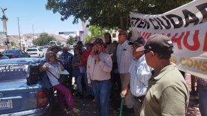 LOS CAMIONEROS INCUMPLIERON; RETÉN CIUDADANO SE MANIFIESTA. . . DIPUTADOS DE MORENA SE REÚNEN CON TITULAR DEL IMSS EN EL ESTADO. . . REGIDOR INCOMODO. . .