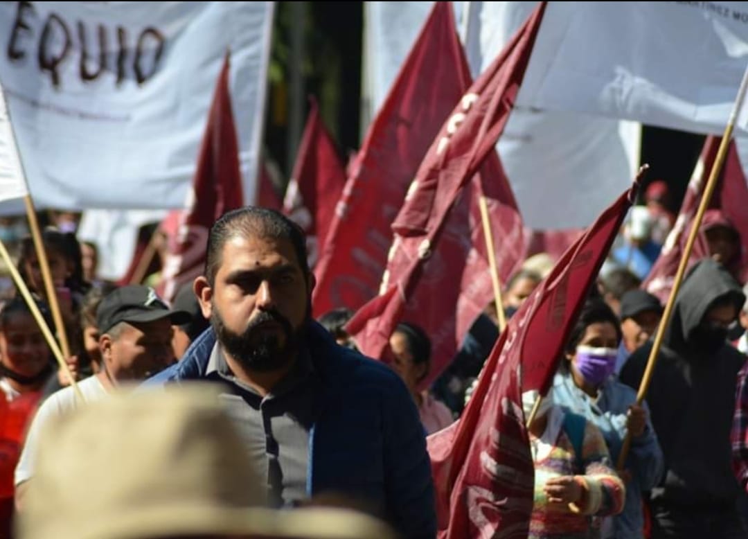 Convocaremos a movilizaciones si la gobernadora insiste en frenar la entrega de libros: Hugo González