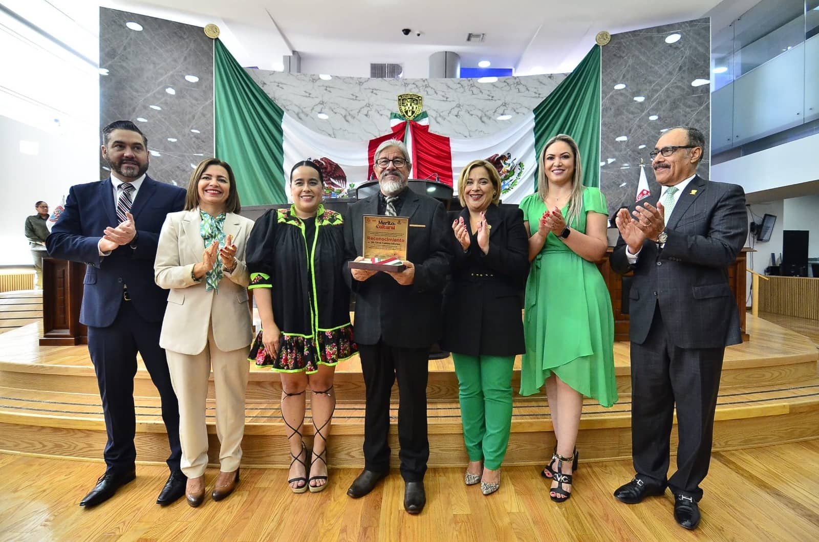 Entrega Congreso del Estado la Medalla al Mérito Cultural 2023 a César Cabrera Sánchez