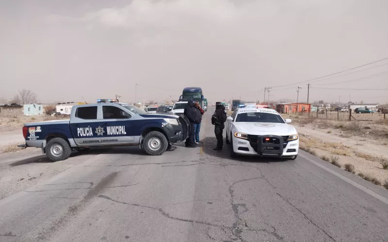 Cierran por tolvaneras carretera Janos-Ascensión