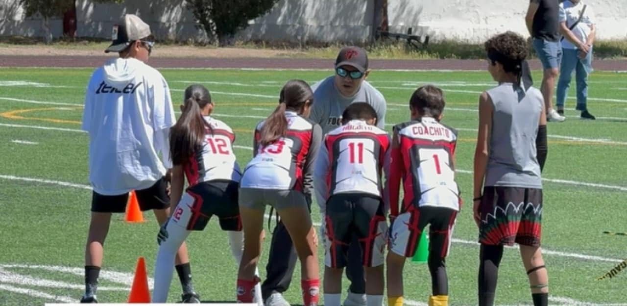 Concluyen satisfactoriamente las clínicas de fútbol americano Jefes