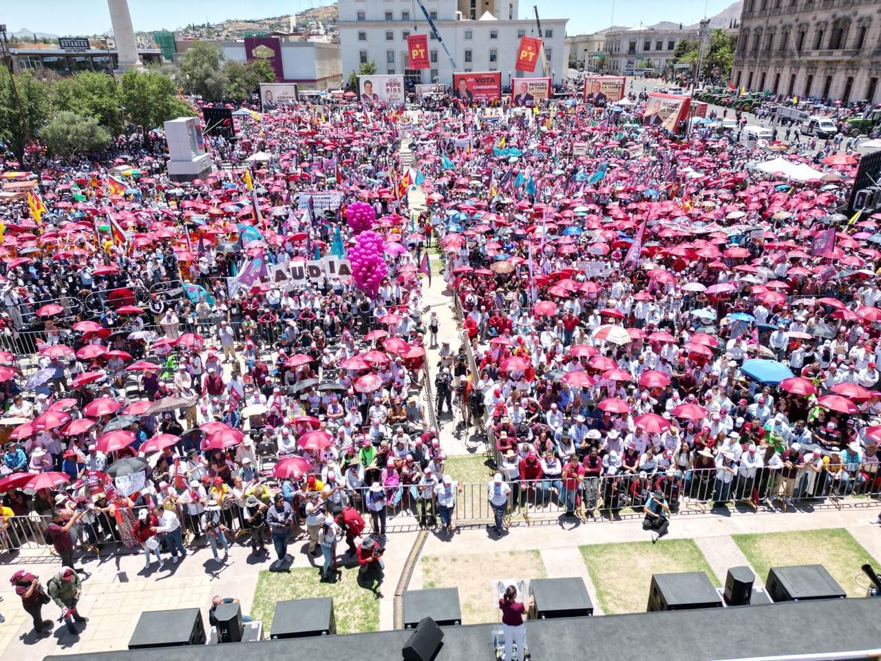 SHEINBAUM EN CHIHUAHUA; MISIÓN CUMPLIDA. . . SHEINBAUM APOYA A LOS INSURGENTES DE LA UACH. . . DEBATE NCG; AMENAZA SUSPENDIDO. . .