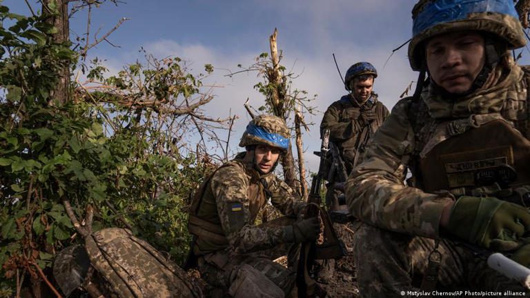 Rusia reivindica la toma de otro pueblo ucraniano en la región de Donetsk