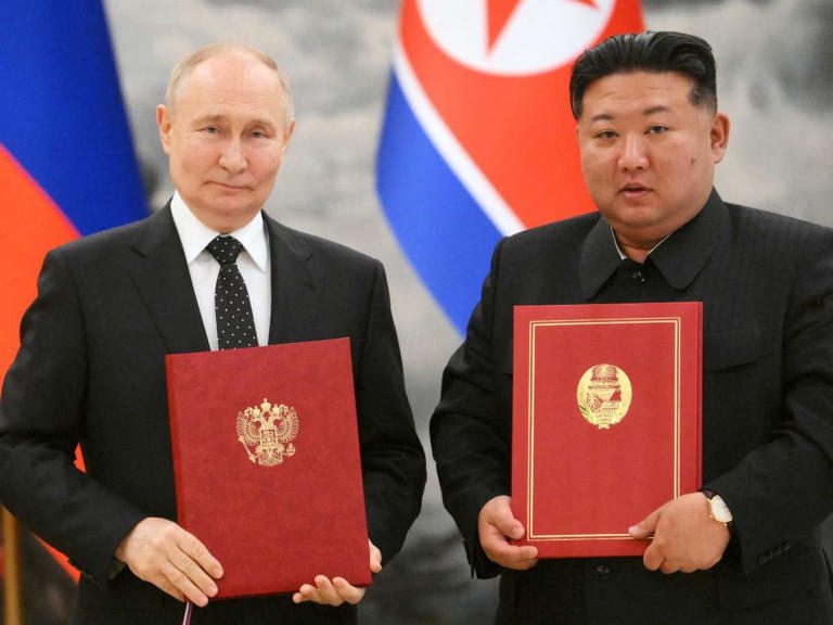 Rusia y Corea del Norte firman acuerdo de defensa