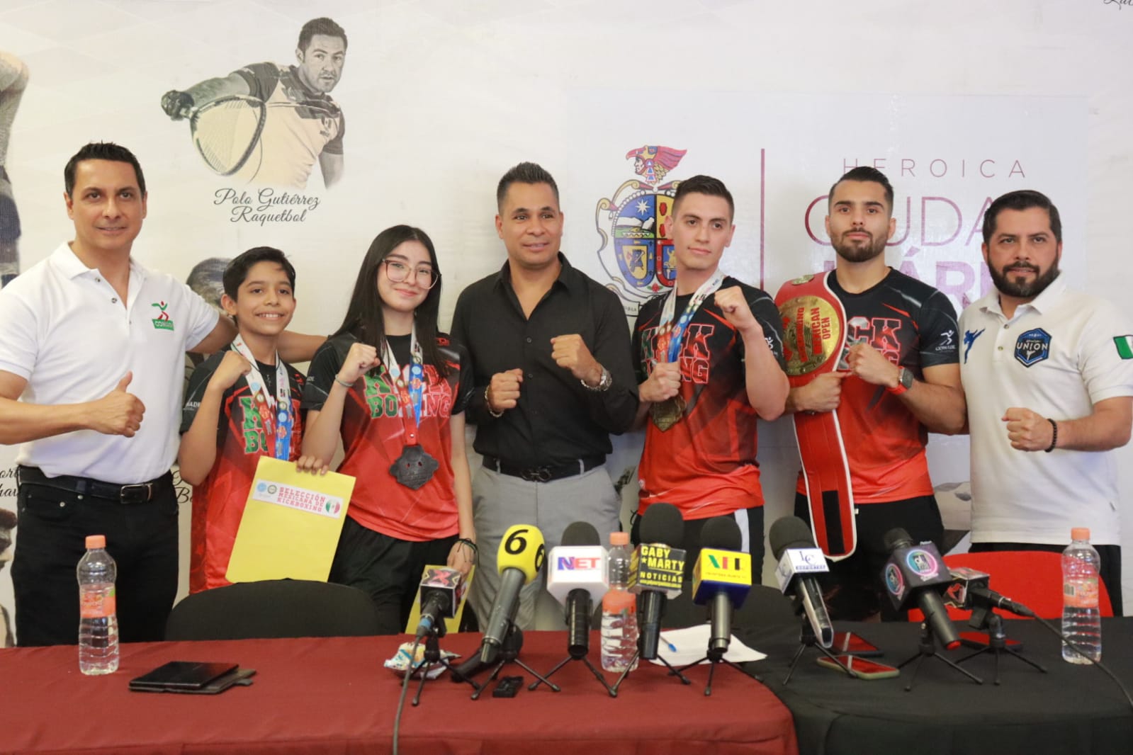 Presentan a los campeones de kickboxing que siguen cosechando triunfos para Juárez