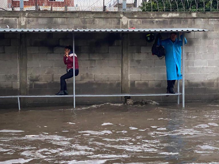 ¿Por qué está lloviendo tanto en México?