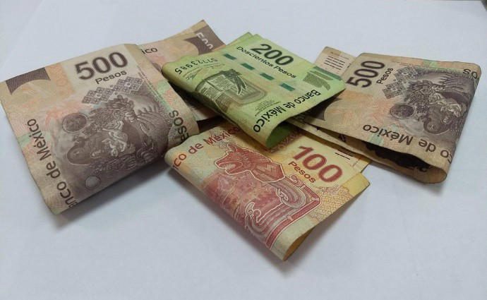 ¿Qué hacer si te depositan MUCHO DINERO en tu cuenta?