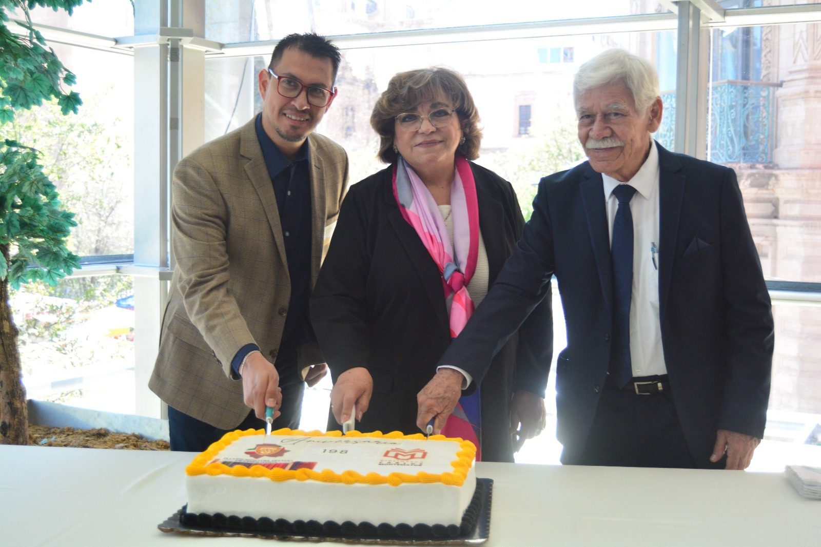 Conmemora Congreso el 198 aniversario de la Biblioteca Carlos Montemayor Aceves