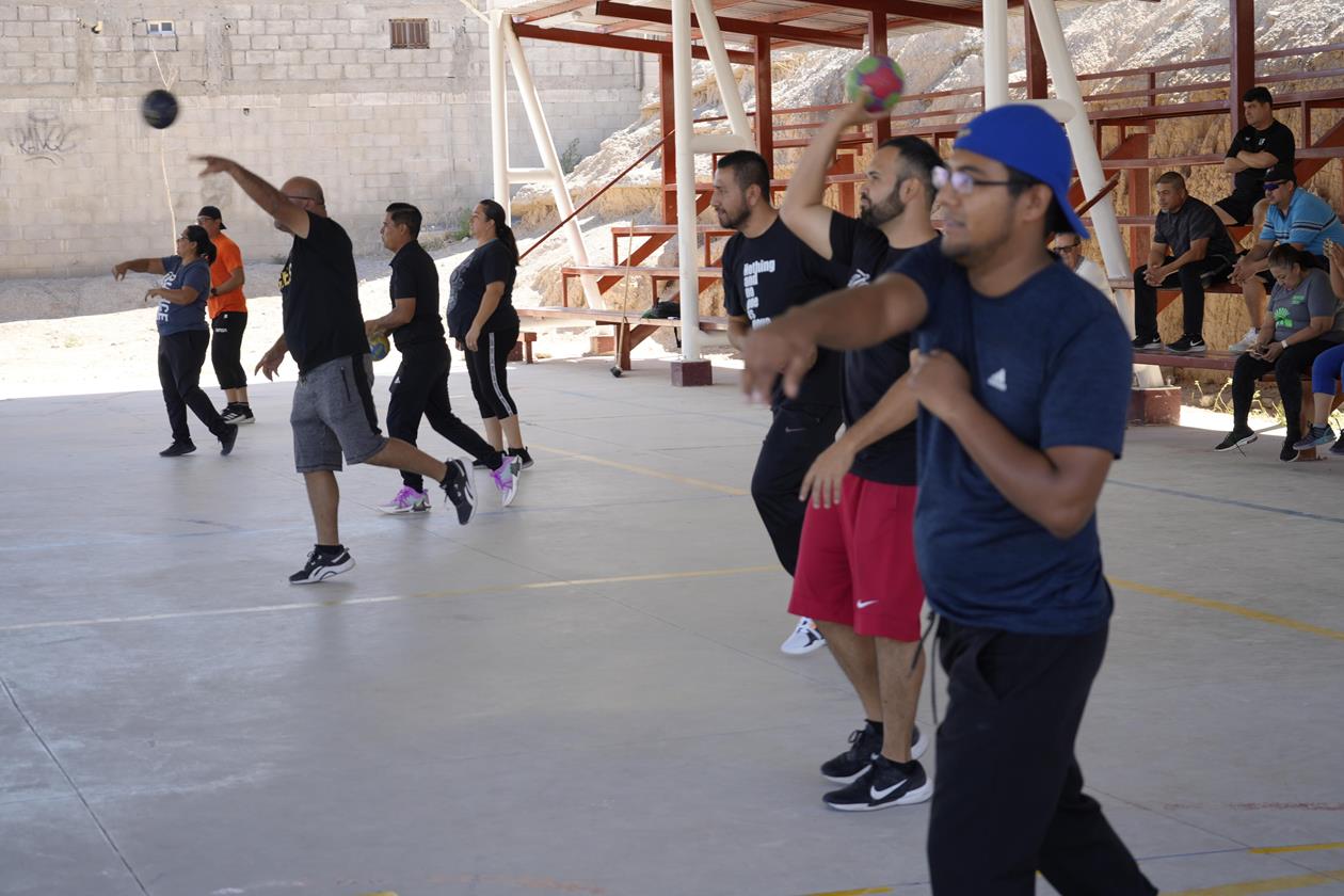 Más de 3 mil estudiantes de Juárez aprenderán a jugar handball