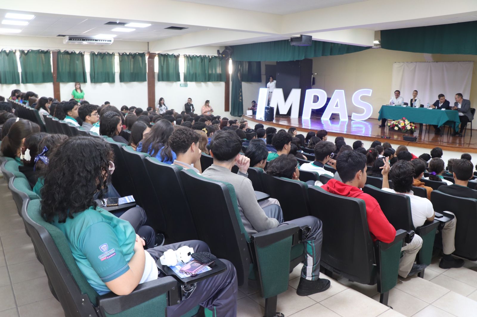 Reciben más de 15 mil estudiantes del COBACH orientación en psicología y cuidado de la salud