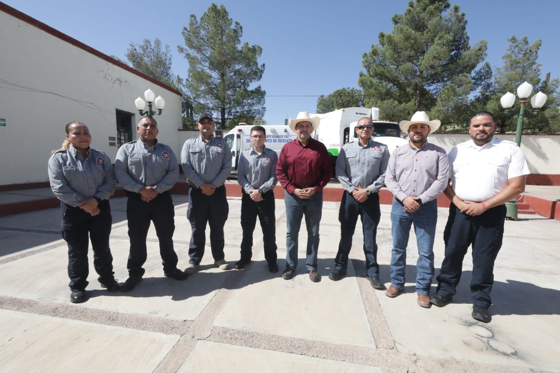 ENTREGA CRUZ PÉREZ CUÉLLAR AMBULANCIA EN CASAS GRANDES. . . RESPALDA CUAUHTÉMOC ESTRADA A LA PRESIDENTA CLAUDIA SHEINBAUM, TRAS ATAQUES DE VOX. . . INCORPORA HUGO GONZÁLEZ FACULTADES A LA COORDINACIÓN DE PARTICIPACIÓN CIUDADANA. . .