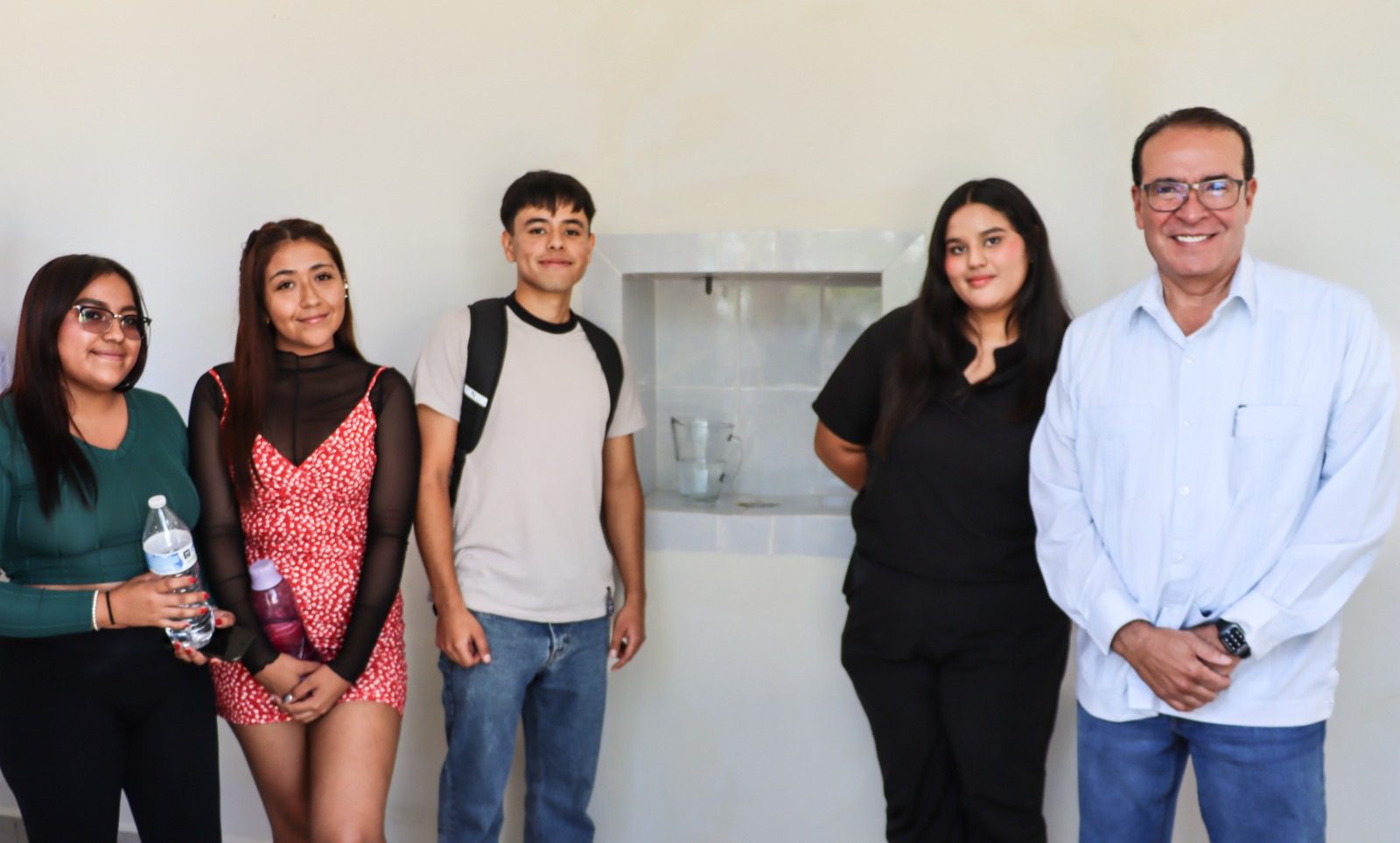 Garantizan a estudiantes de la UT Camargo Unidad Jiménez acceso a agua potable de calidad