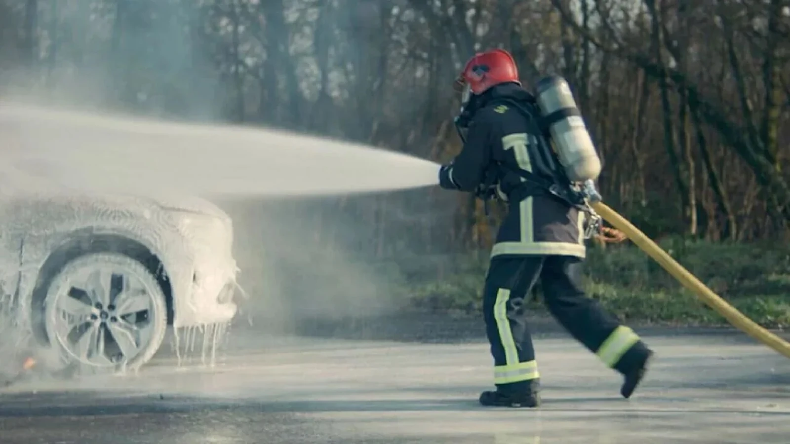 Esta es la propuesta de EE.UU. para evitar que los autos eléctricos se incendien