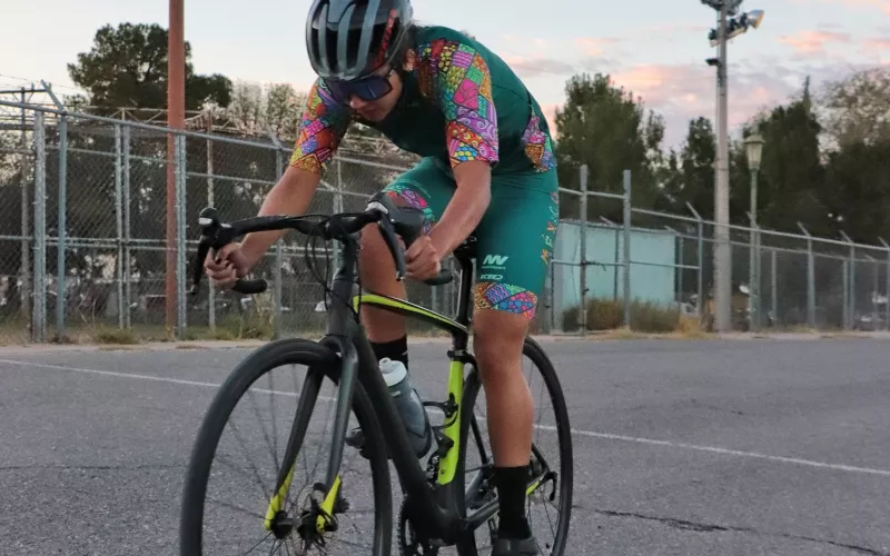 Representará alumna del Cobach a México en competencia internacional de triatlón en España