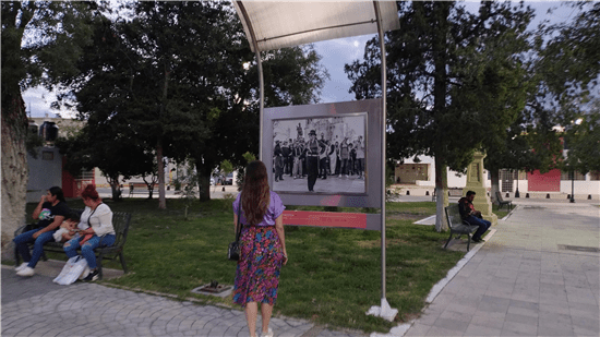 Últimas semanas para visitar la exposición fotográfica “La Calle es Nuestra” de Tony Izaguirre