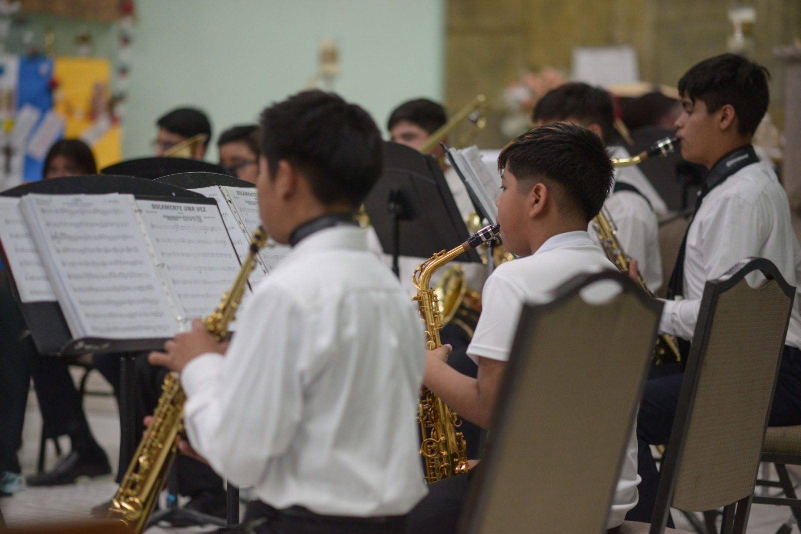 Talento juvenil brilla en el concierto de Sinfonías Comunitarias en la Parroquia Santa María de los Ángeles