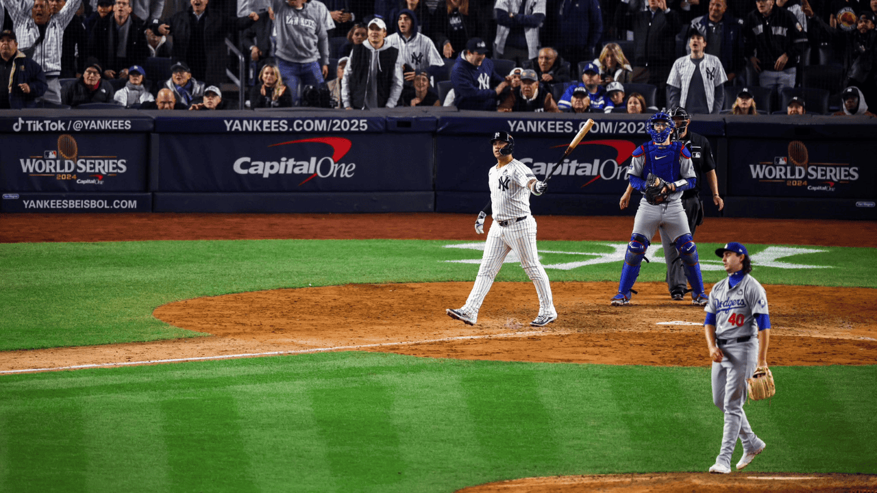 Yankees ganan en casa contra Dodgers