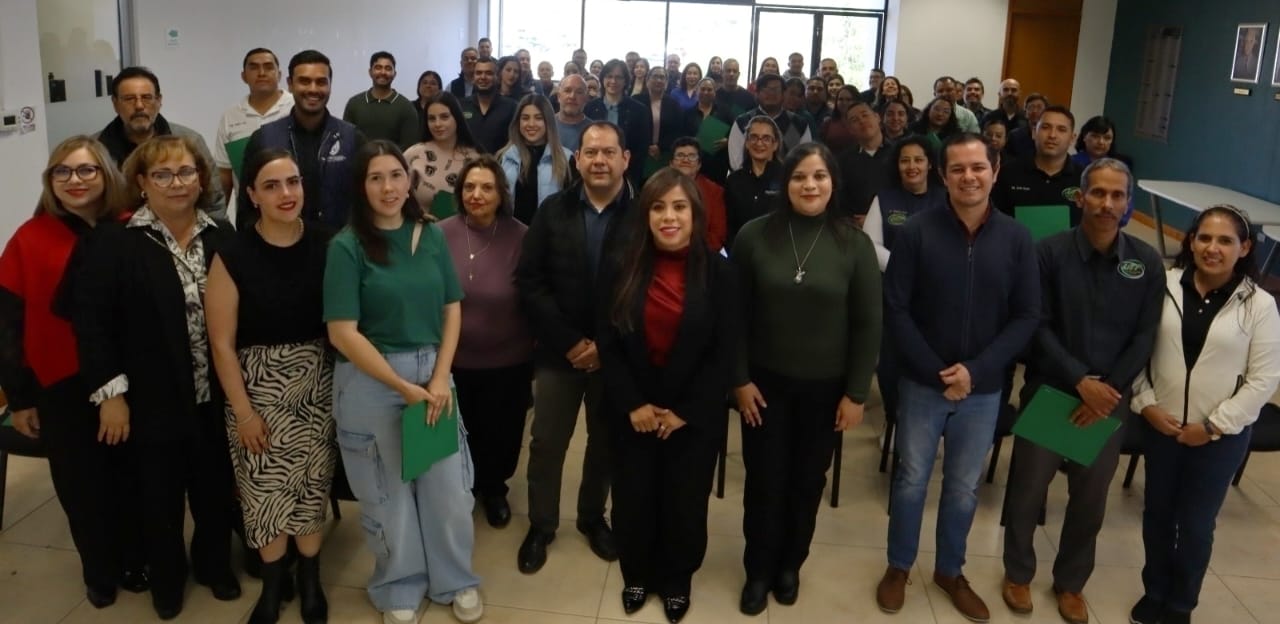 Culminan 93 docentes y personal administrativo de la UT Parral Diplomado sobre Nuevo Modelo Educativo