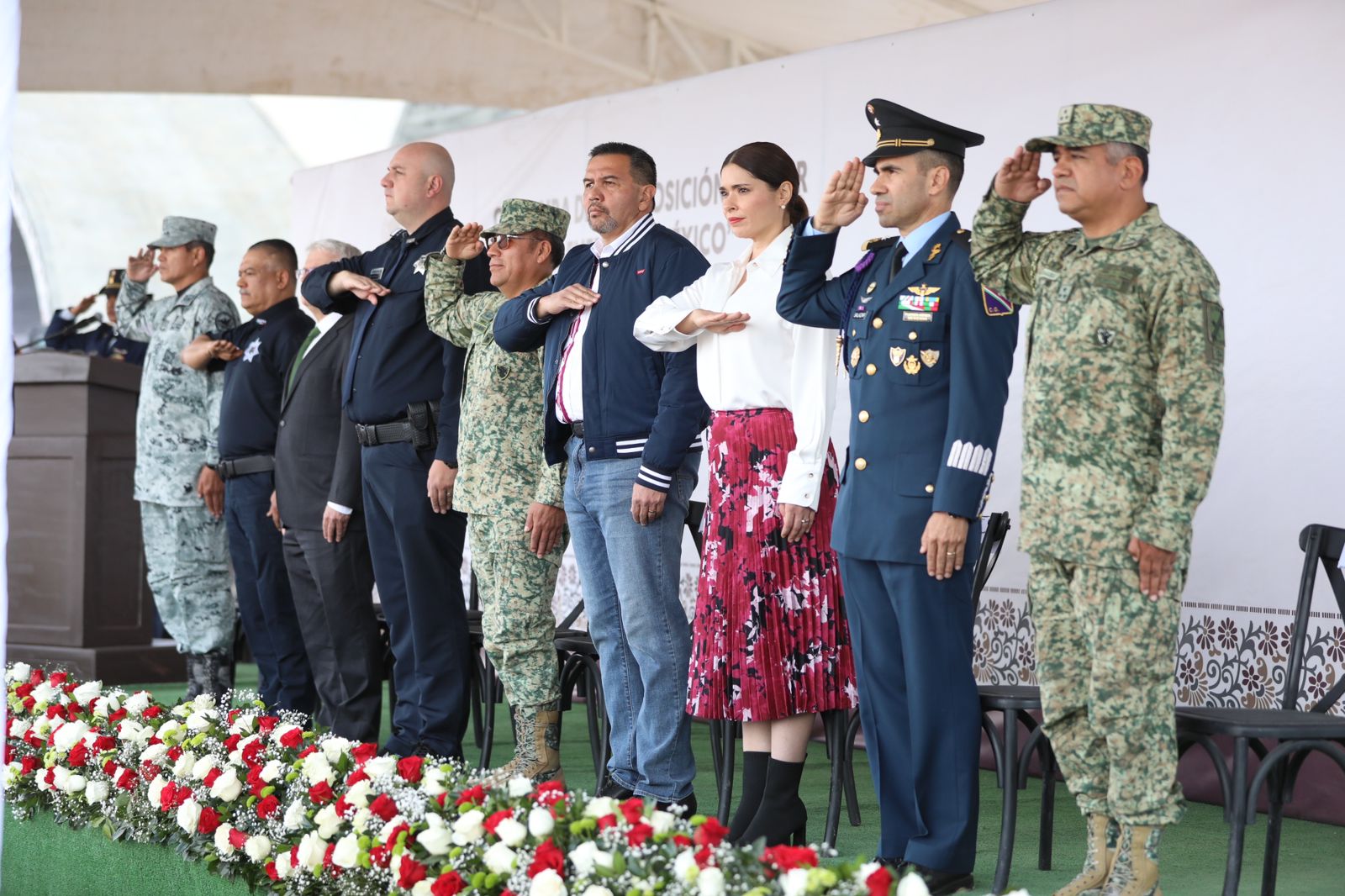 Acude Cruz Pérez Cuellar a la ceremonia de clausura de “La gran fuerza de México