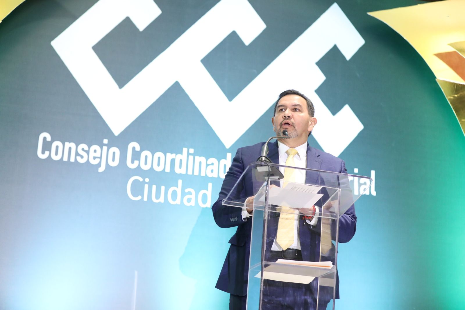 Ratifica Cruz Pérez Cuellar su compromiso con el sector empresarial