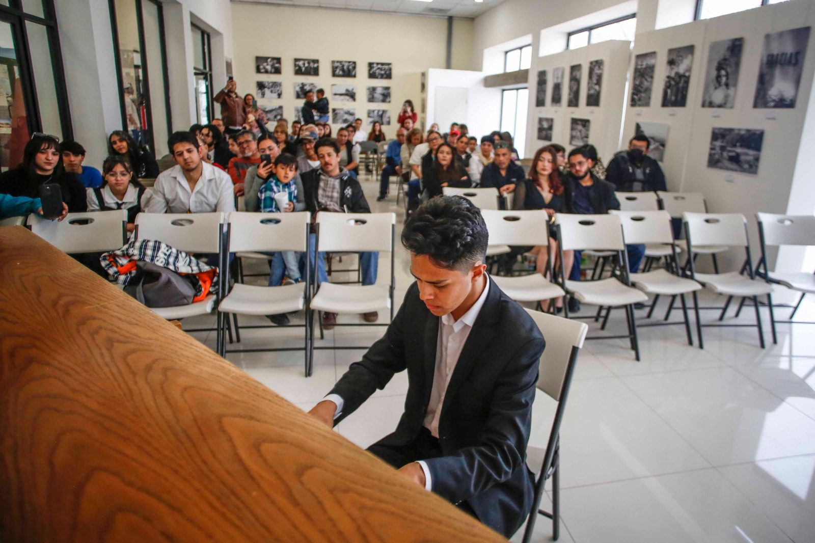 Éxito rotundo en el recital “Domingo de Música, Arte y Cultura” en el MAHCH