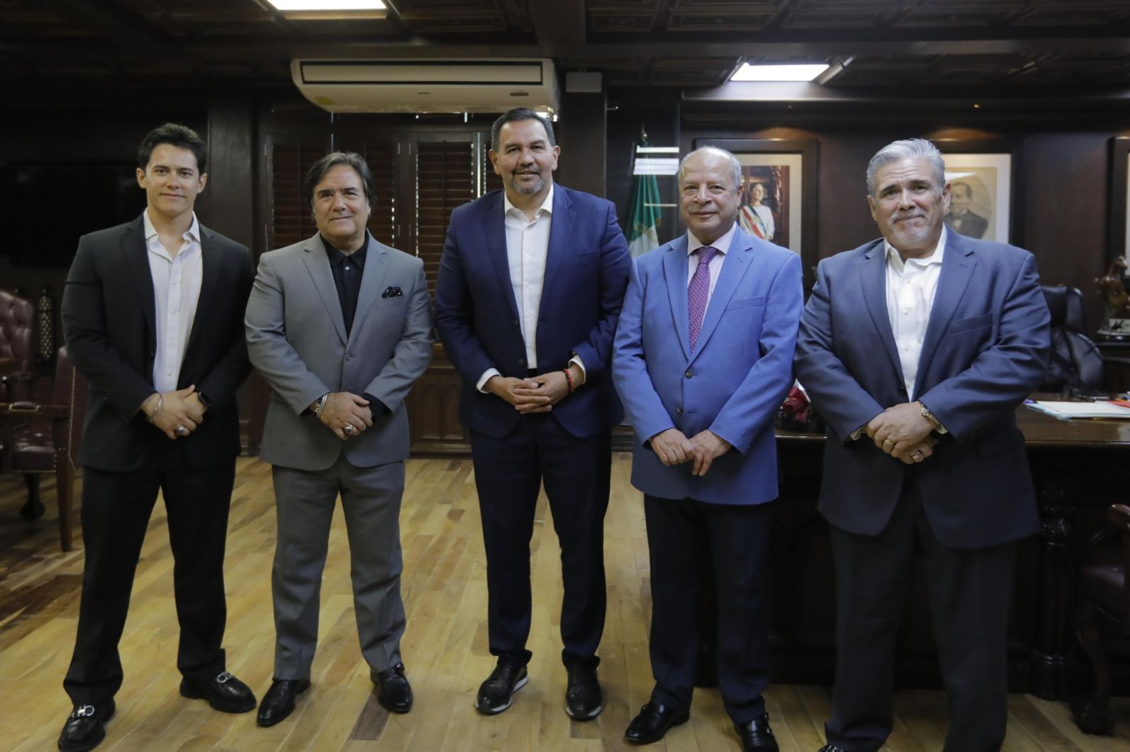 Visita Embajador de Marruecos al Presidente Pérez Cuéllar