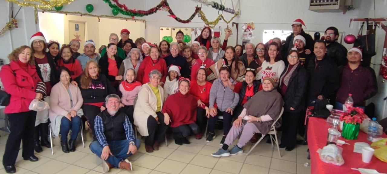 Lleva Rosana Díaz mensaje navideño de esperanza y unidad a las colonias del Distrito 4