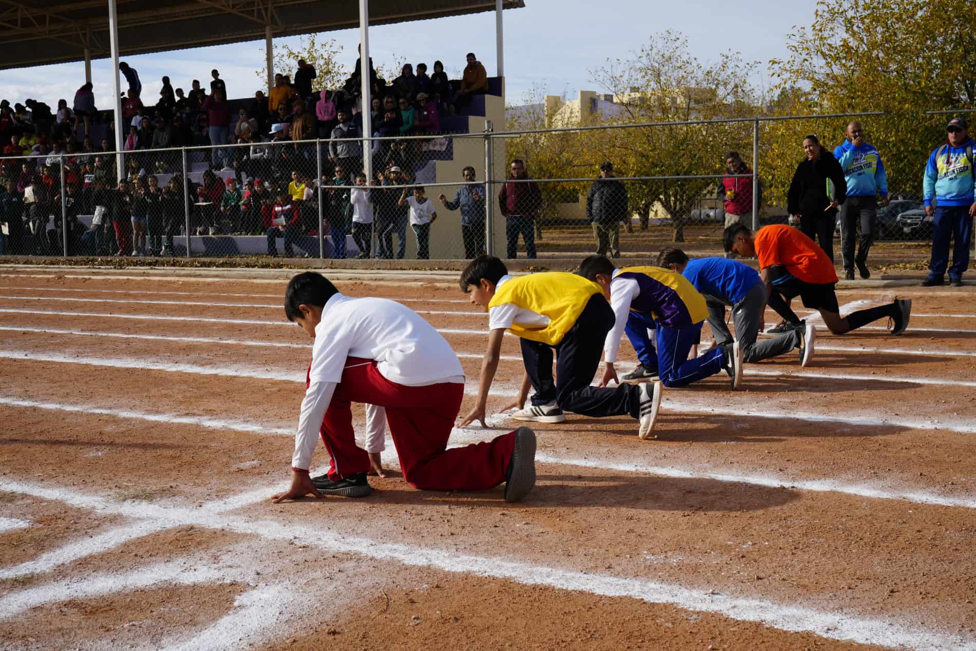 Participan más de 800 estudiantes en Juegos Deportivos de Educación Básica en la Región Casas Grandes