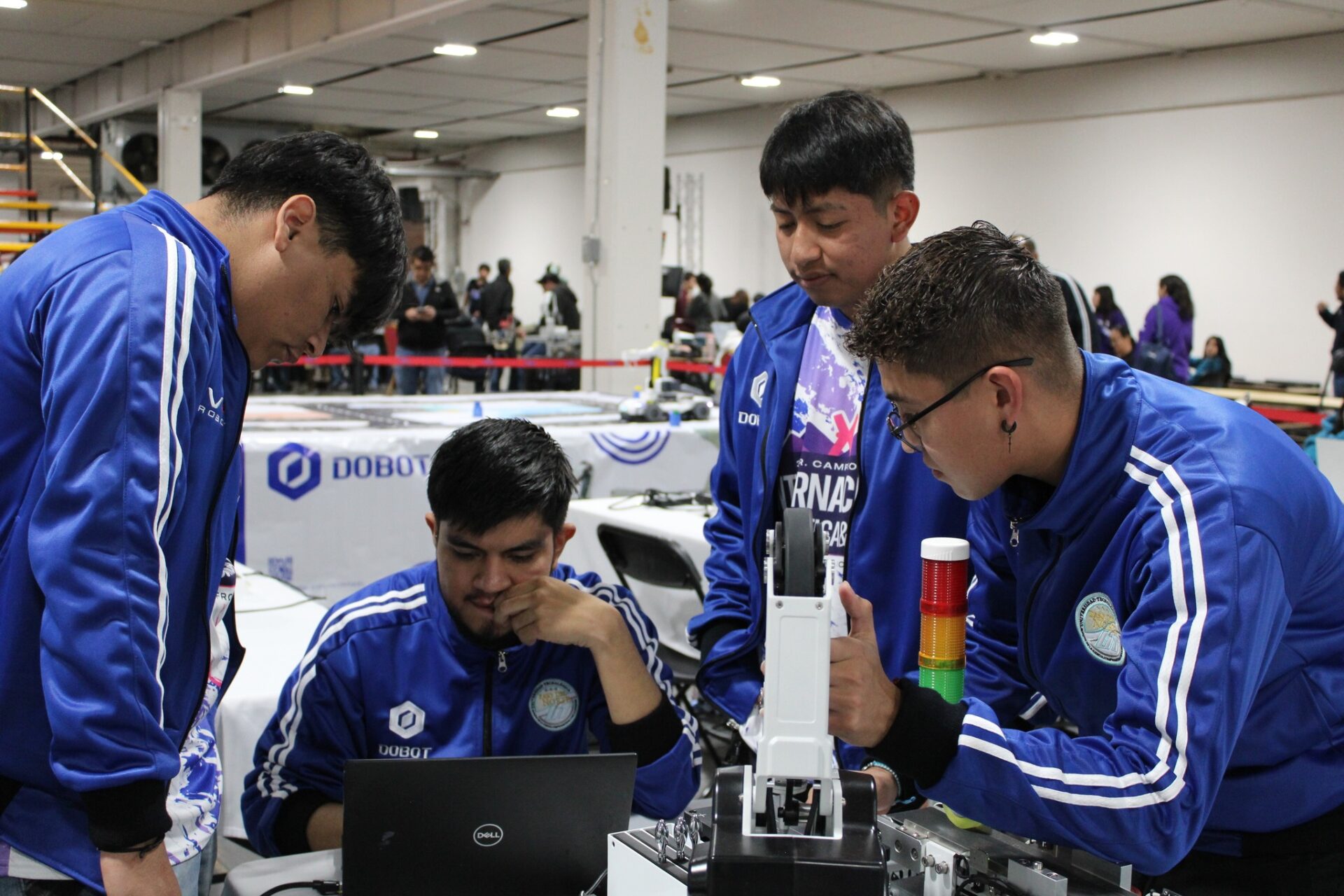 Presentarán estudiantes de la UT Paso del Norte proyecto innovador de robótica en China