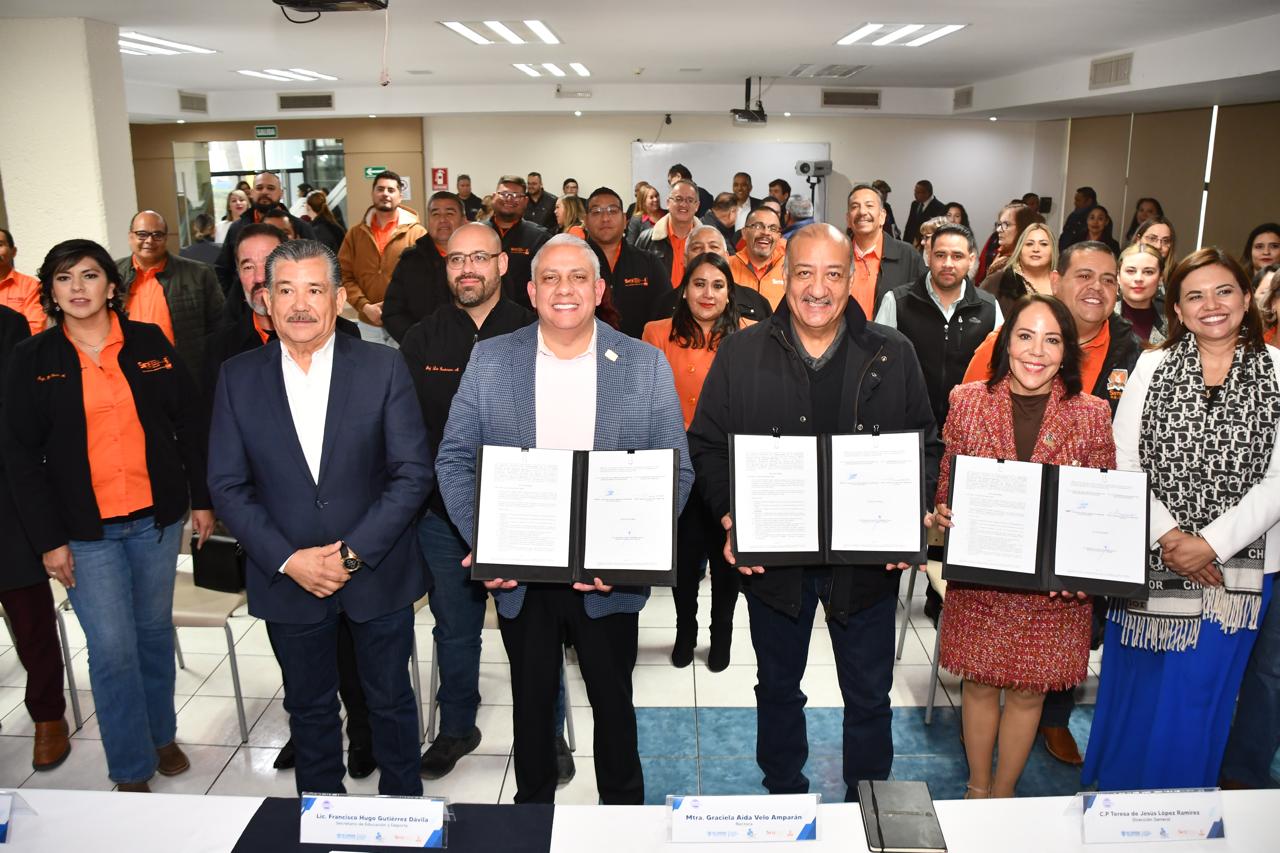 Firman convenio de colaboración UPNECH y Sección 8 del SNTE