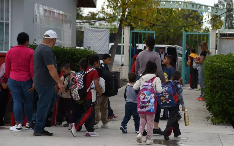 Concluyen actividades en planteles de Educación Básica