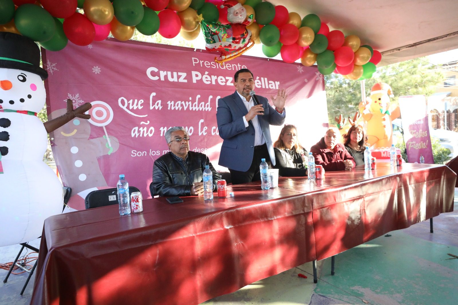 Acude Cruz Pérez Cuellar a posada de Mercado Morelia