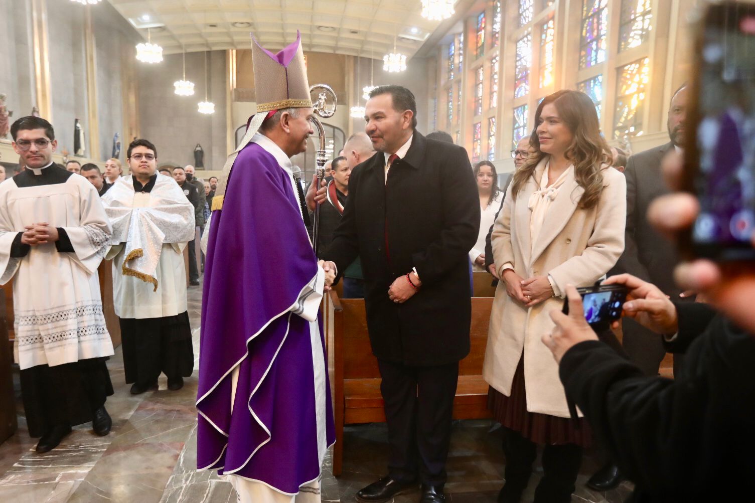 Participa Presidente Pérez Cuellar en misa por el aniversario de Ciudad Juárez