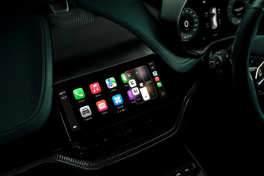 Aston Martin incorpora la última generación de Apple Car Play en sus modelos