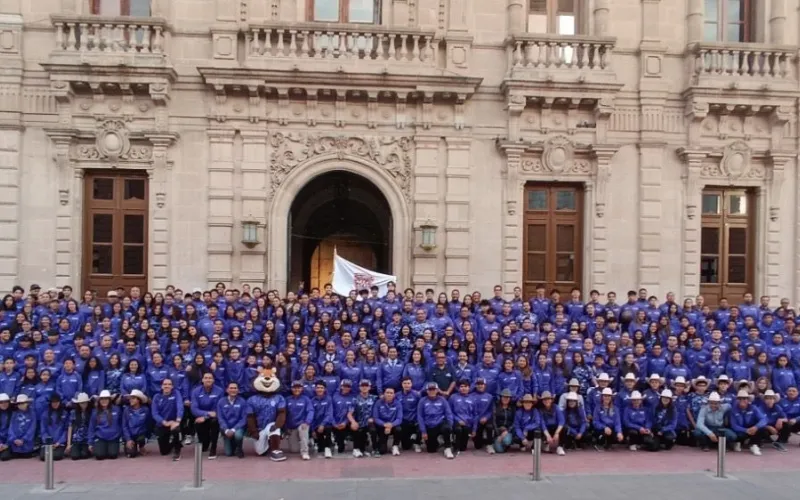 Abanderan a atletas y entrenadores rumbo a Olimpiada Nacional 2025